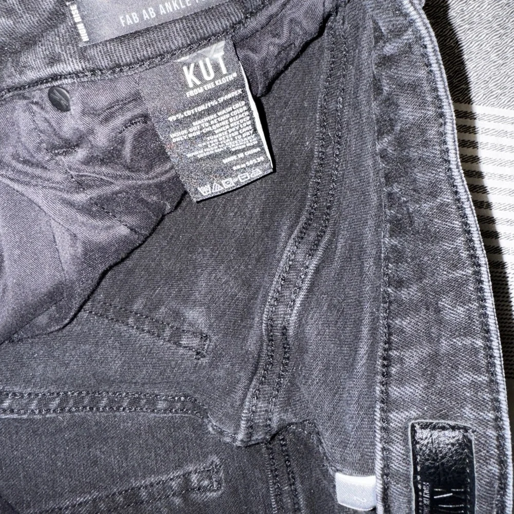 Kut from the Kloth Black Flare Wide Leg Jeans - Picture 3 of 4